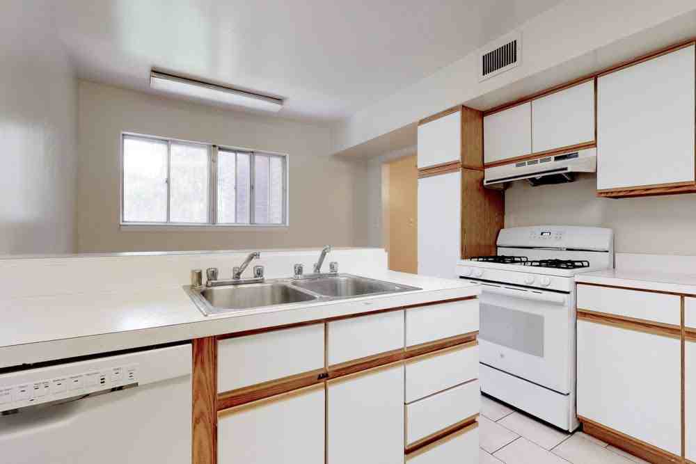 3415 Clarks Ln #C2 - Photo 3 of 23