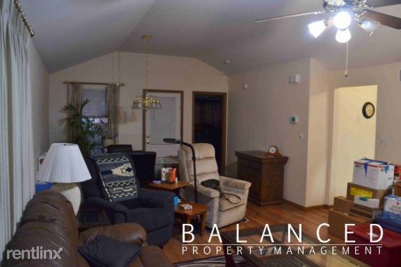 7230 SW 23rd Ct - Photo 2 of 18