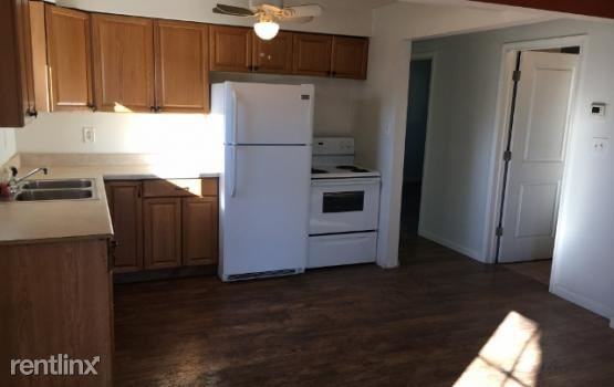 2906 Duck Lake Rd N - Photo 3 of 18