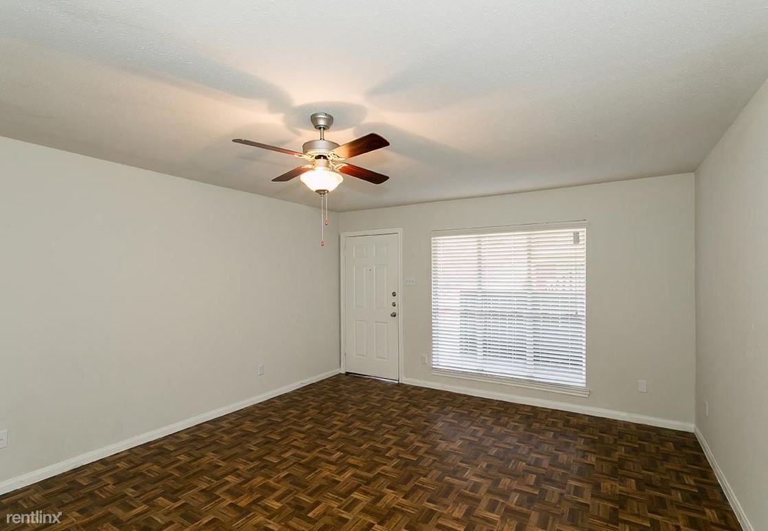 6909 Ashcroft Dr - Photo 2 of 9