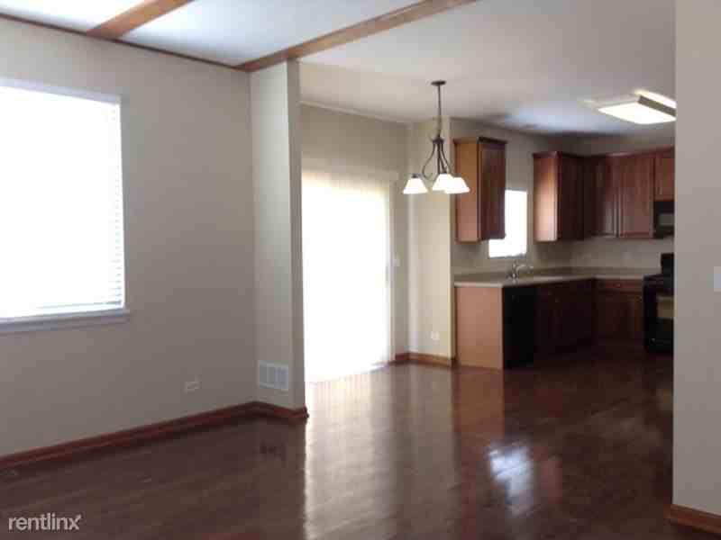 962 W Marion St - Photo 3 of 10