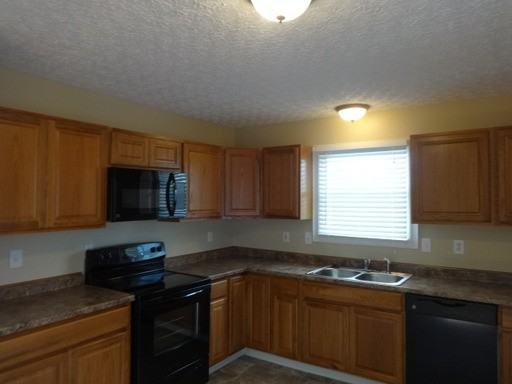 1199 Onaway Ct - Photo 3 of 14