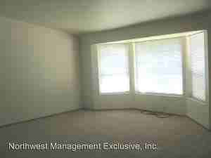 11602 NE 14th St - Photo 3 of 4