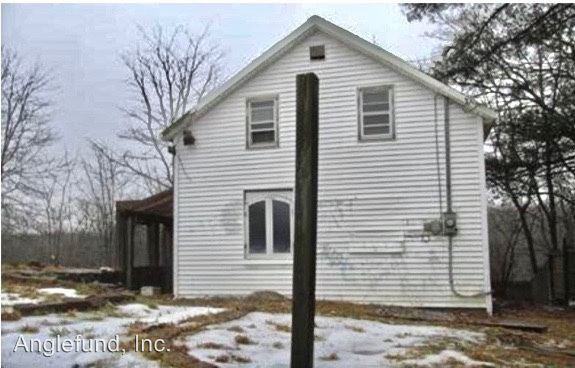 226 Petticoat Ln - Photo 2 of 12