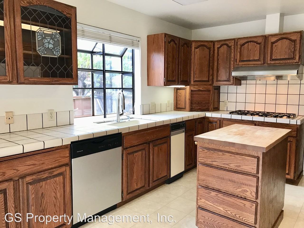 2464 Gunar Dr - Photo 2 of 13