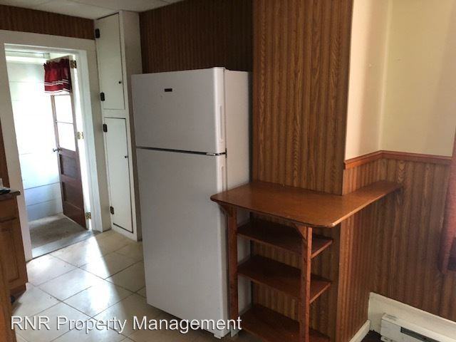 498 2nd St - Photo 3 of 9