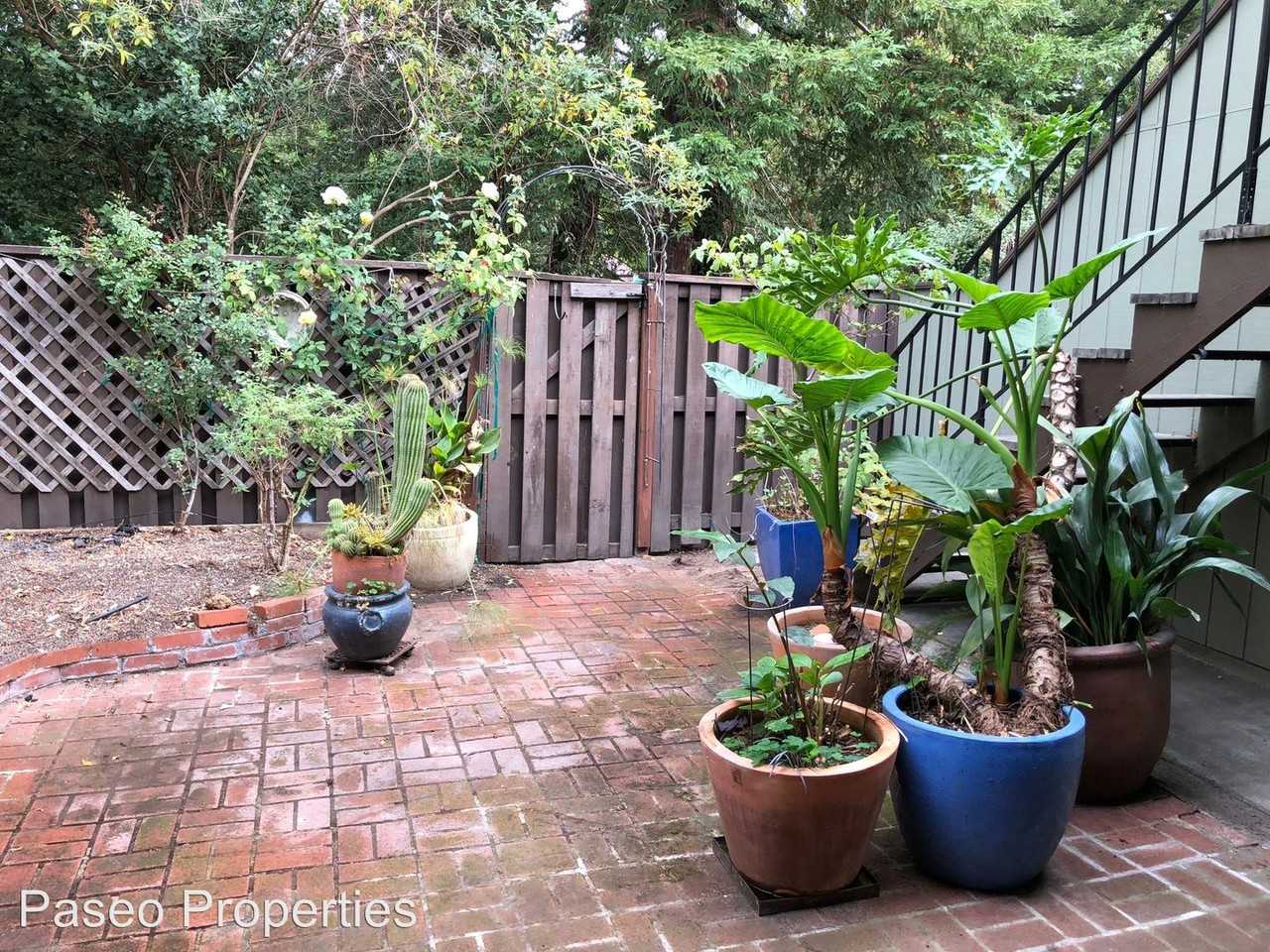 16 Arboleda Cir - Photo 3 of 9