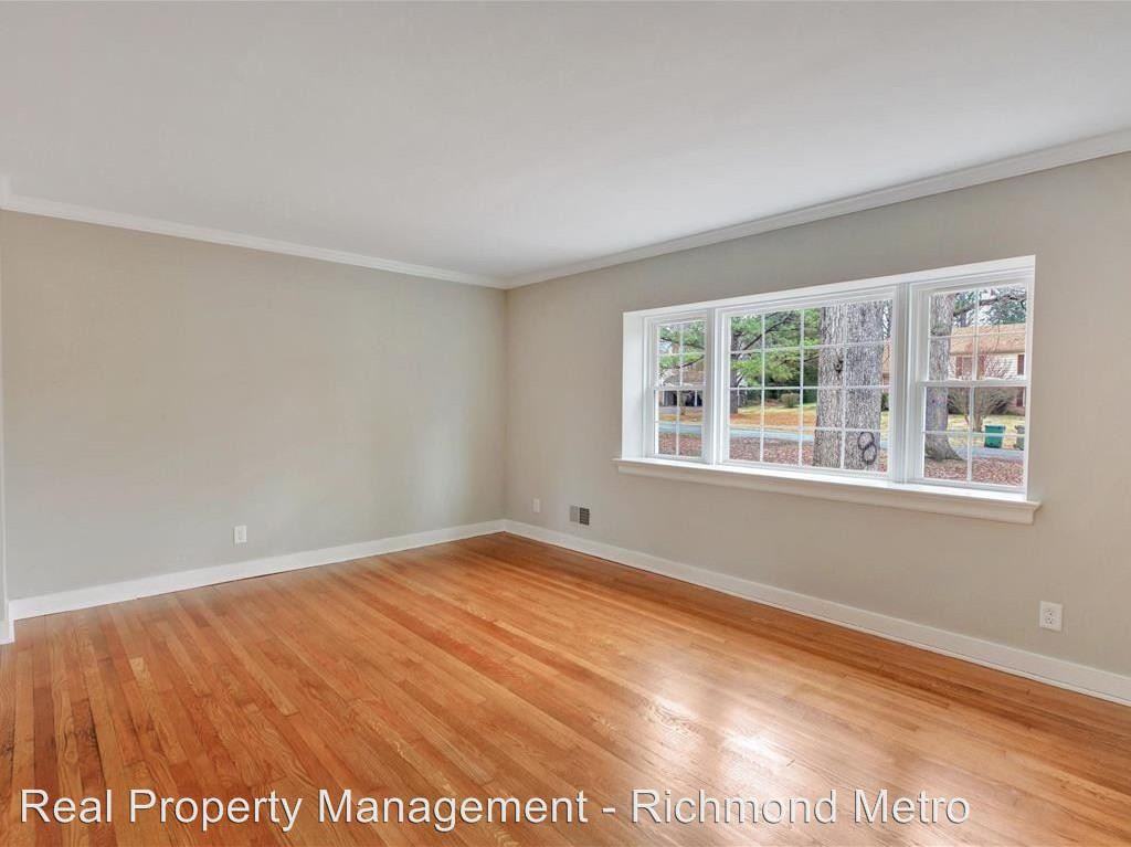 3326 Ottawa Rd - Photo 3 of 19