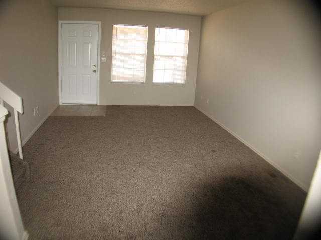 6 Bishops Ct - Photo 2 of 16