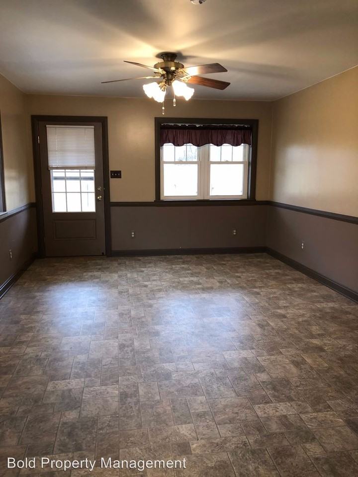 438 Dryville Rd - Photo 3 of 14