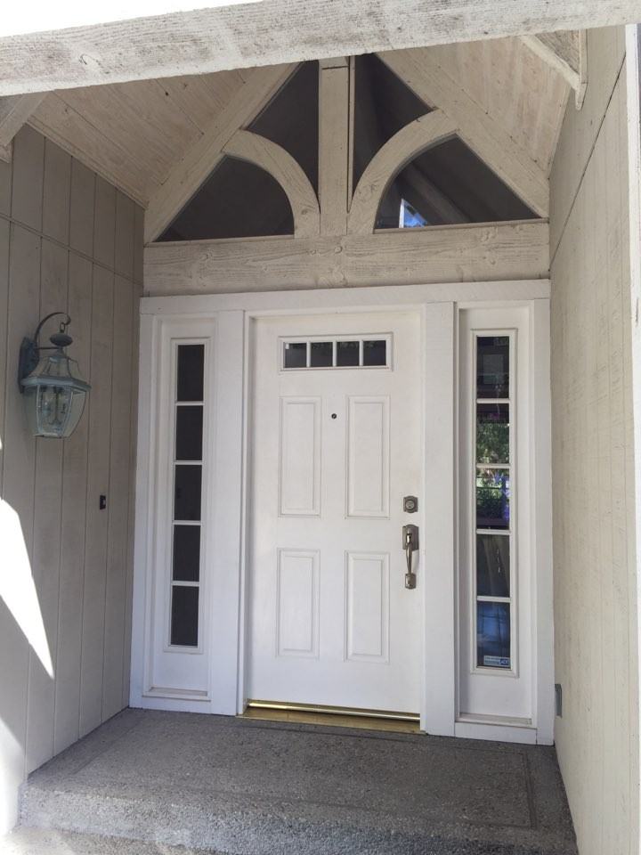 1064 San Carlos Rd - Photo 2 of 9
