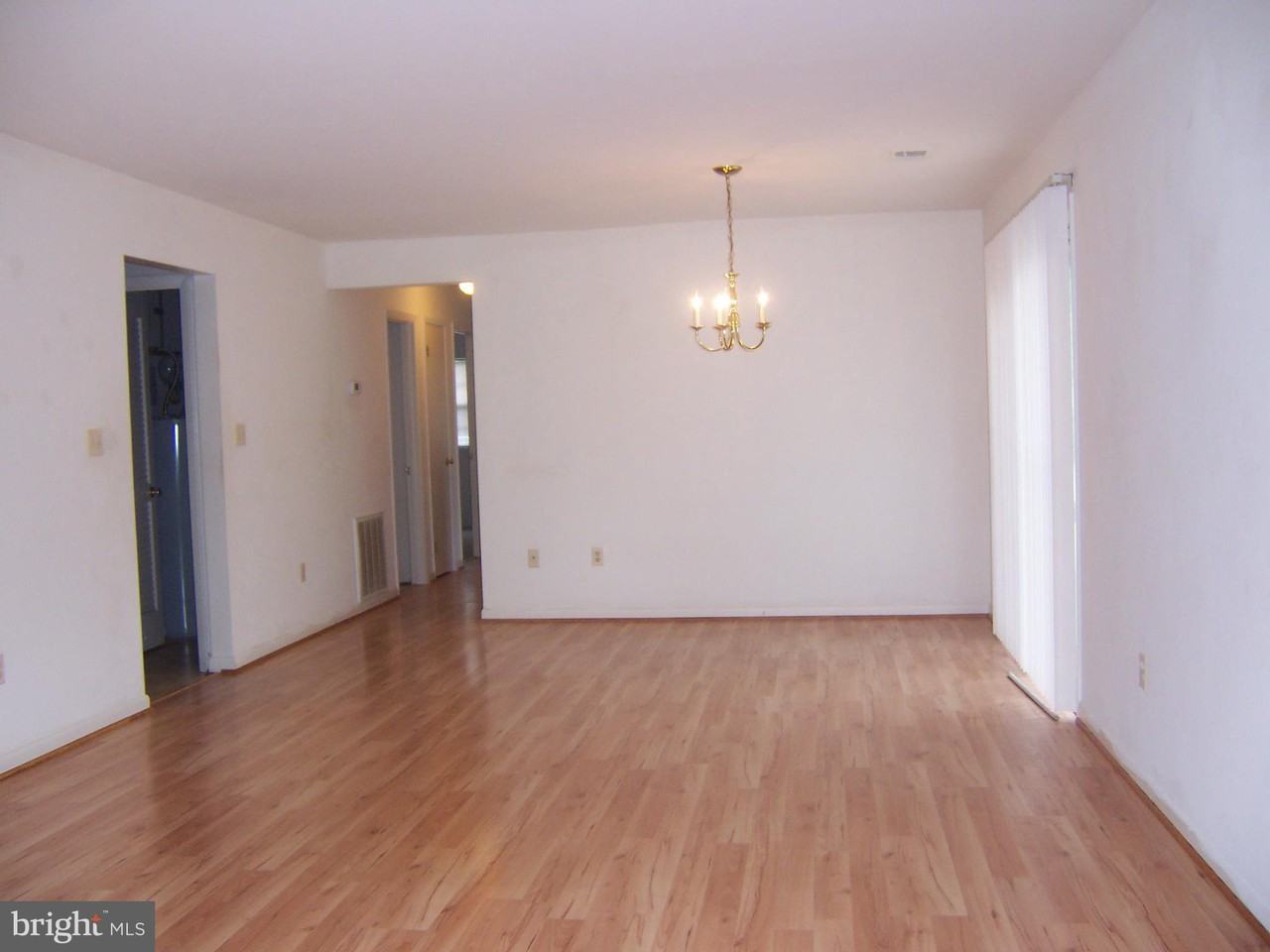 621 Plain Rd - Photo 3 of 5