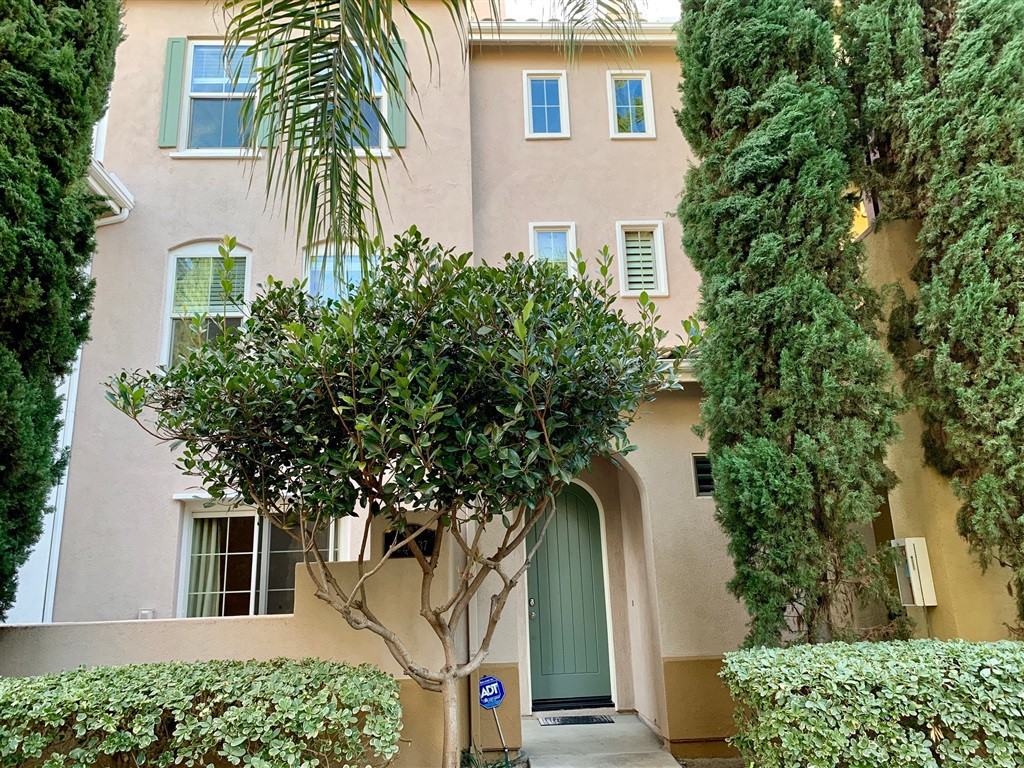 2220 Huntington Point Rd