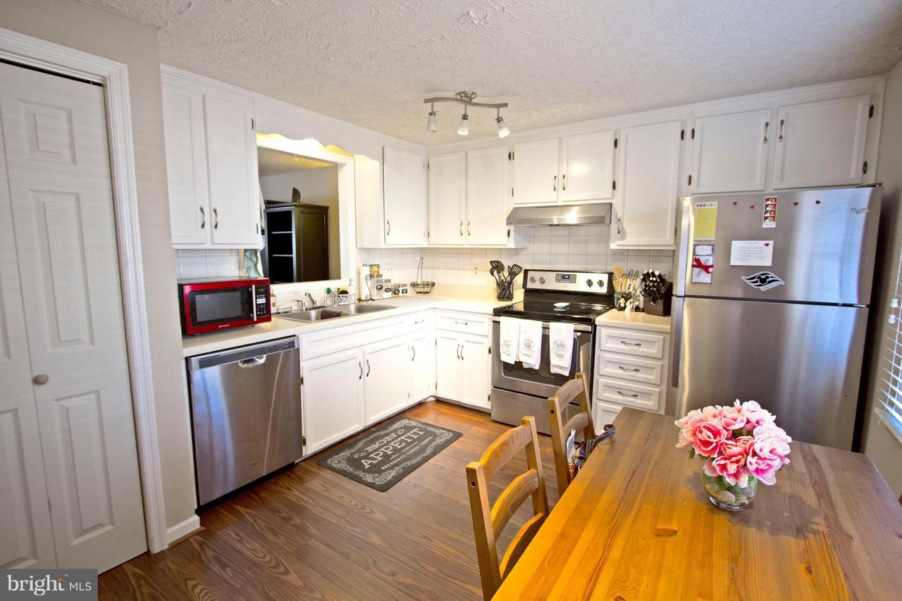 20811 Harlequin Ln - Photo 2 of 38