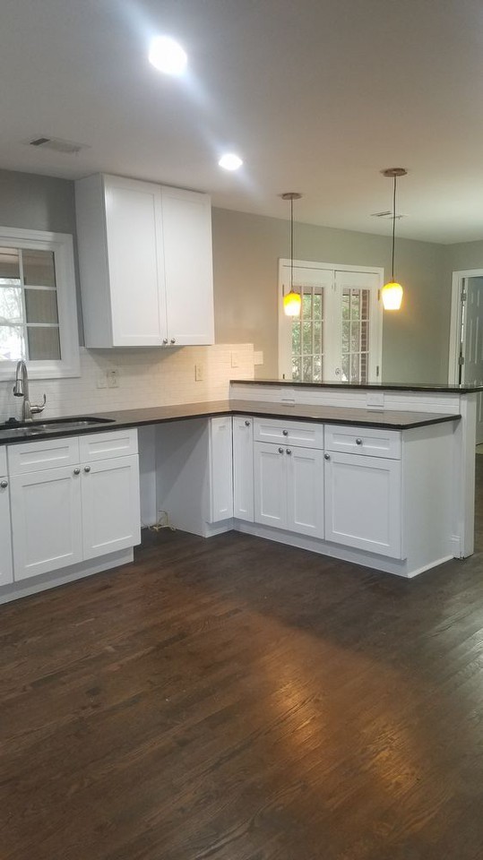 1594 Boulderwoods Dr - Photo 3 of 10
