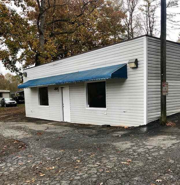 851 Siloam Rd - Photo 3 of 3