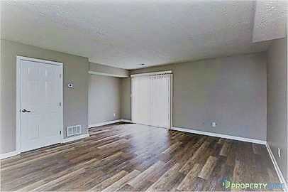 925 Joppa Farm Rd - Photo 2 of 18