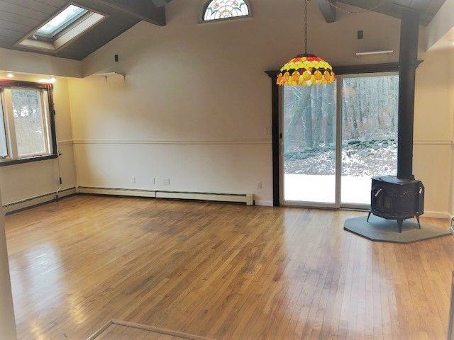 498 Watson Hollow Rd - Photo 3 of 11