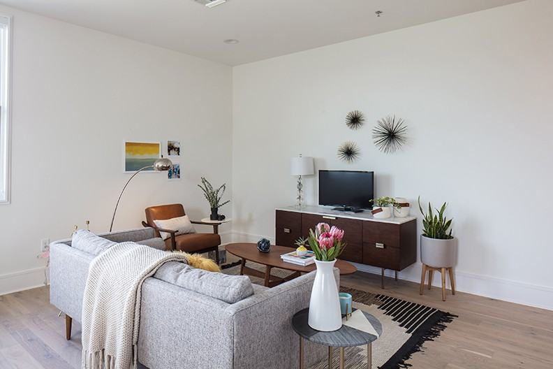 The Julian Apartments - Photo 4 of 19