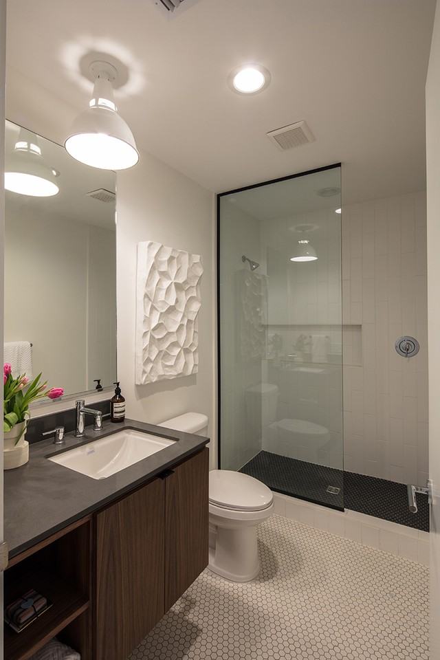 The Julian Apartments - Photo 7 of 19