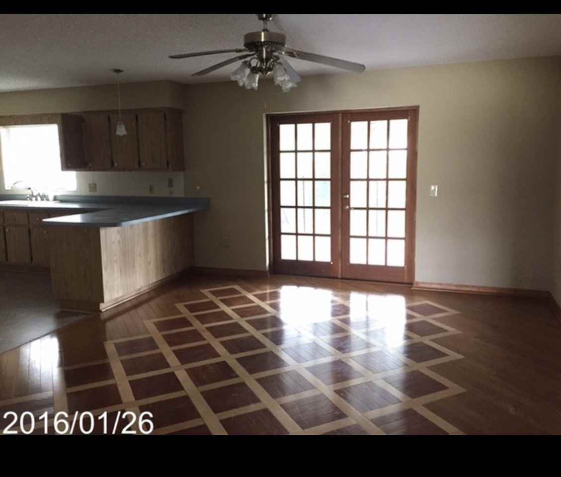 5316 Royal Oak Drive - Photo 3 of 5