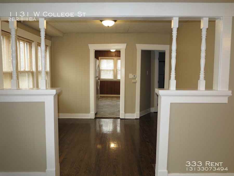 1131 W College St - Photo 3 of 12