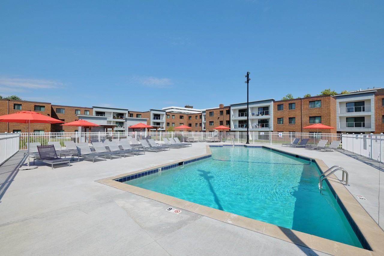 400 Ford Rd - Photo 2 of 22