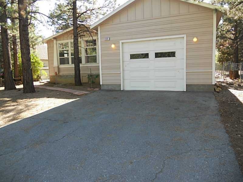 309 Downey Dr - Photo 2 of 23