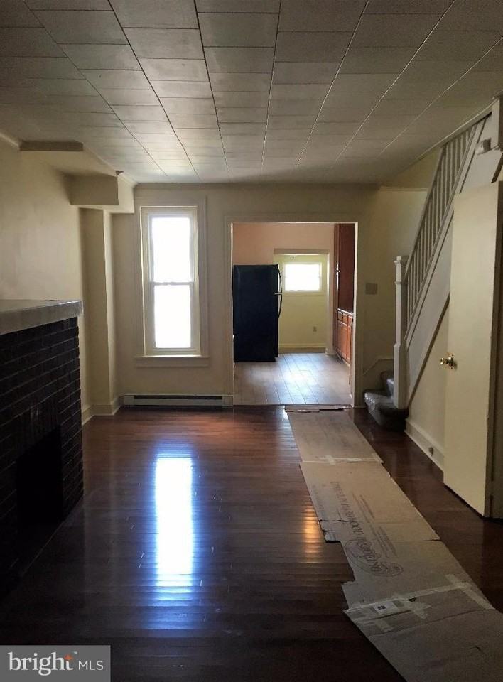 1319 Kenny St - Photo 2 of 9