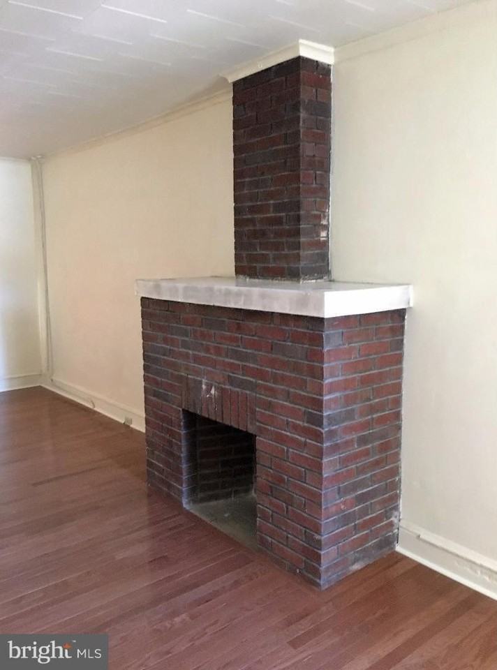 1319 Kenny St - Photo 3 of 9