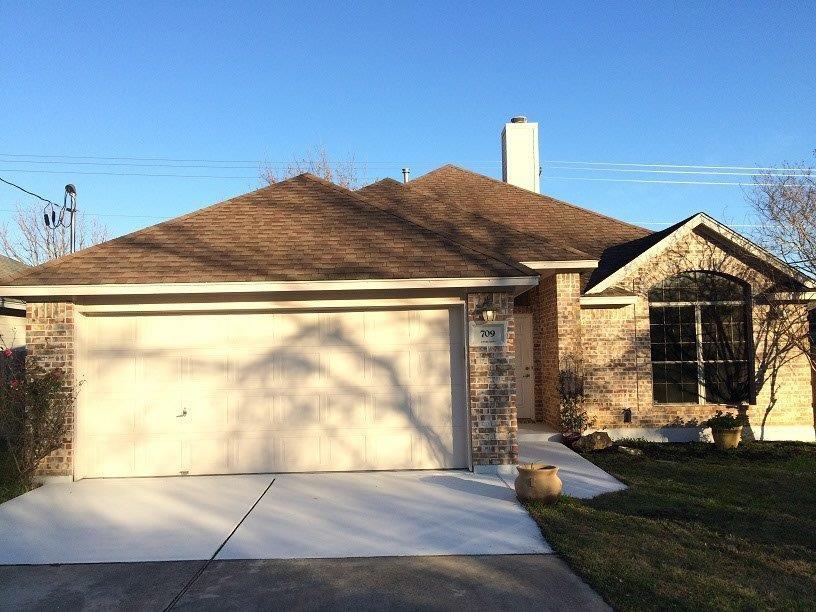 709 Chicago St - Photo 2 of 27