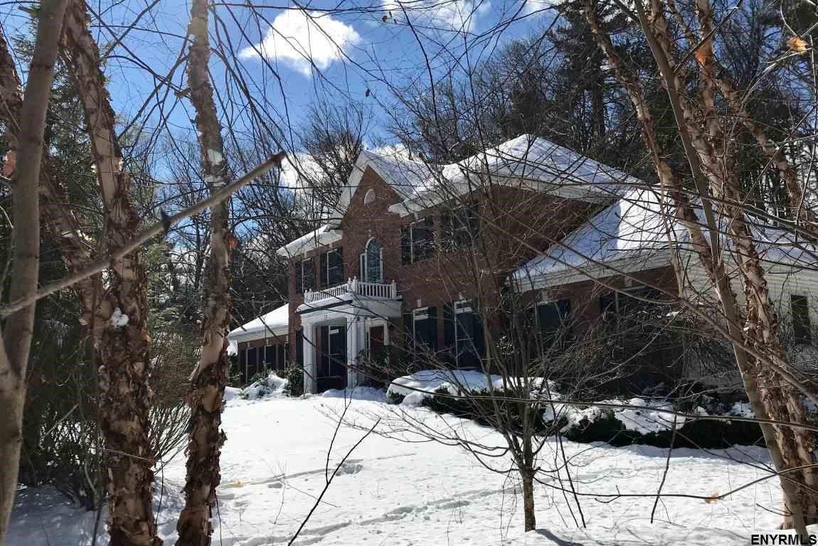 76 Maxwell Rd - Photo 2 of 34