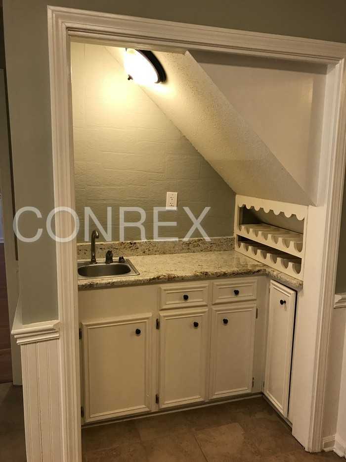 110 Bayleaf Ln - Photo 2 of 20