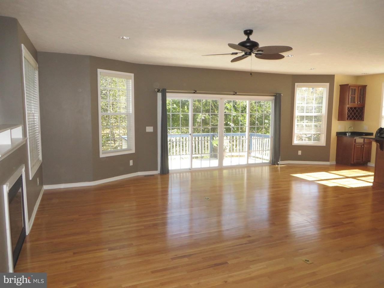 17846 4th St - Photo 3 of 45