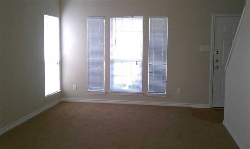 4027 Southern Trace Dr - Photo 3 of 21