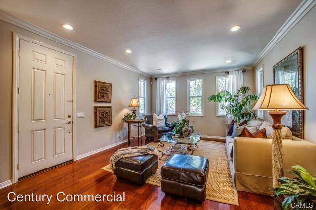 16 Rosenblum - Photo 2 of 15