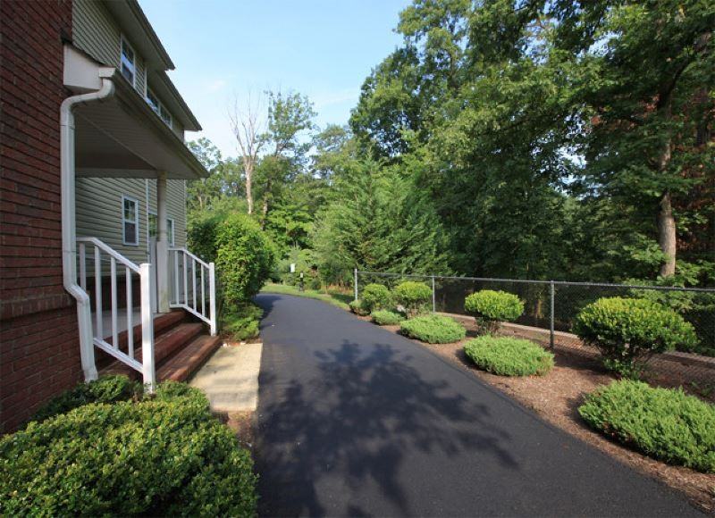 127 Forest Dr #127 - Photo 2 of 23