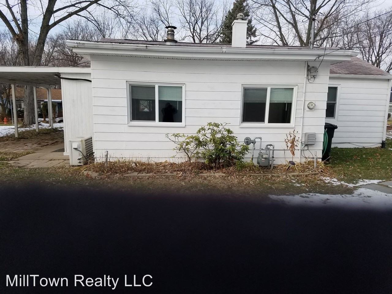 3649 15th Ave Ct - Photo 3 of 17