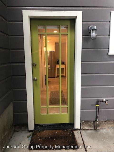 101 Capistrano Ave - Photo 3 of 24