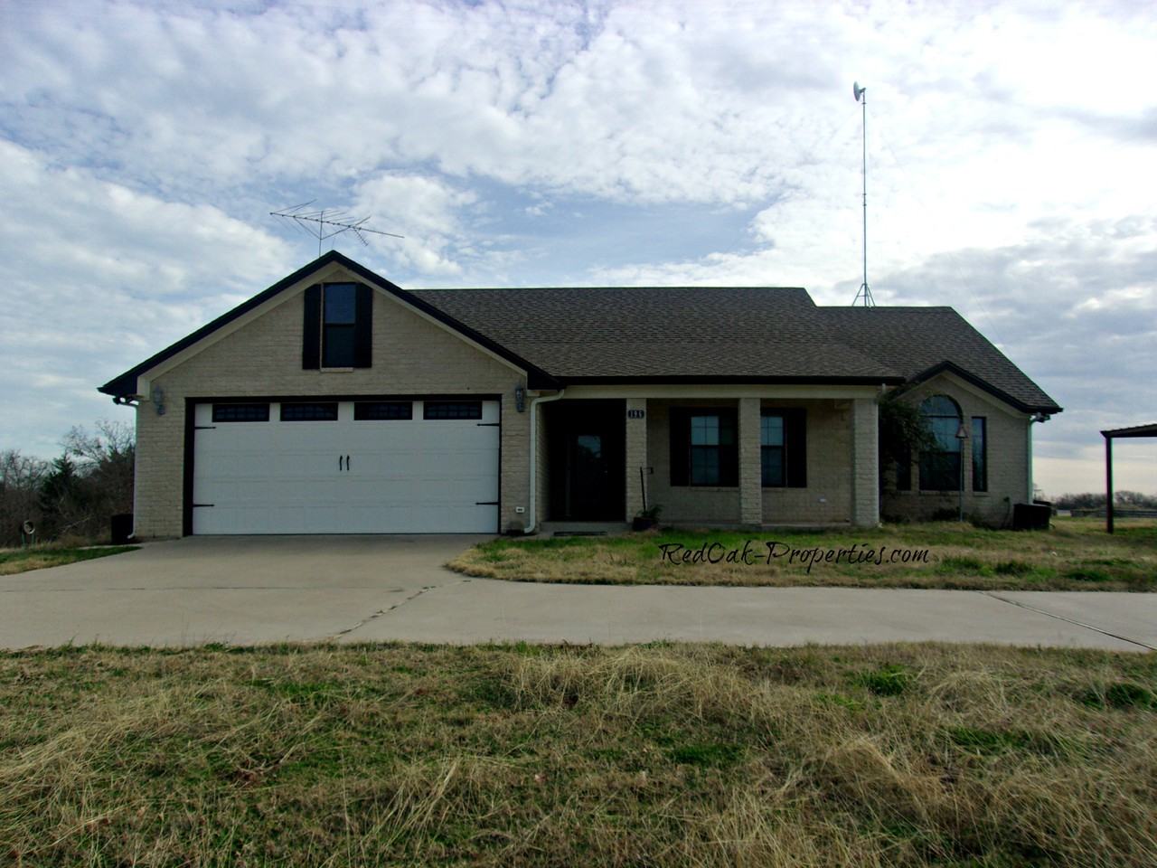 196 Boone Tucker Ln - Photo 2 of 15