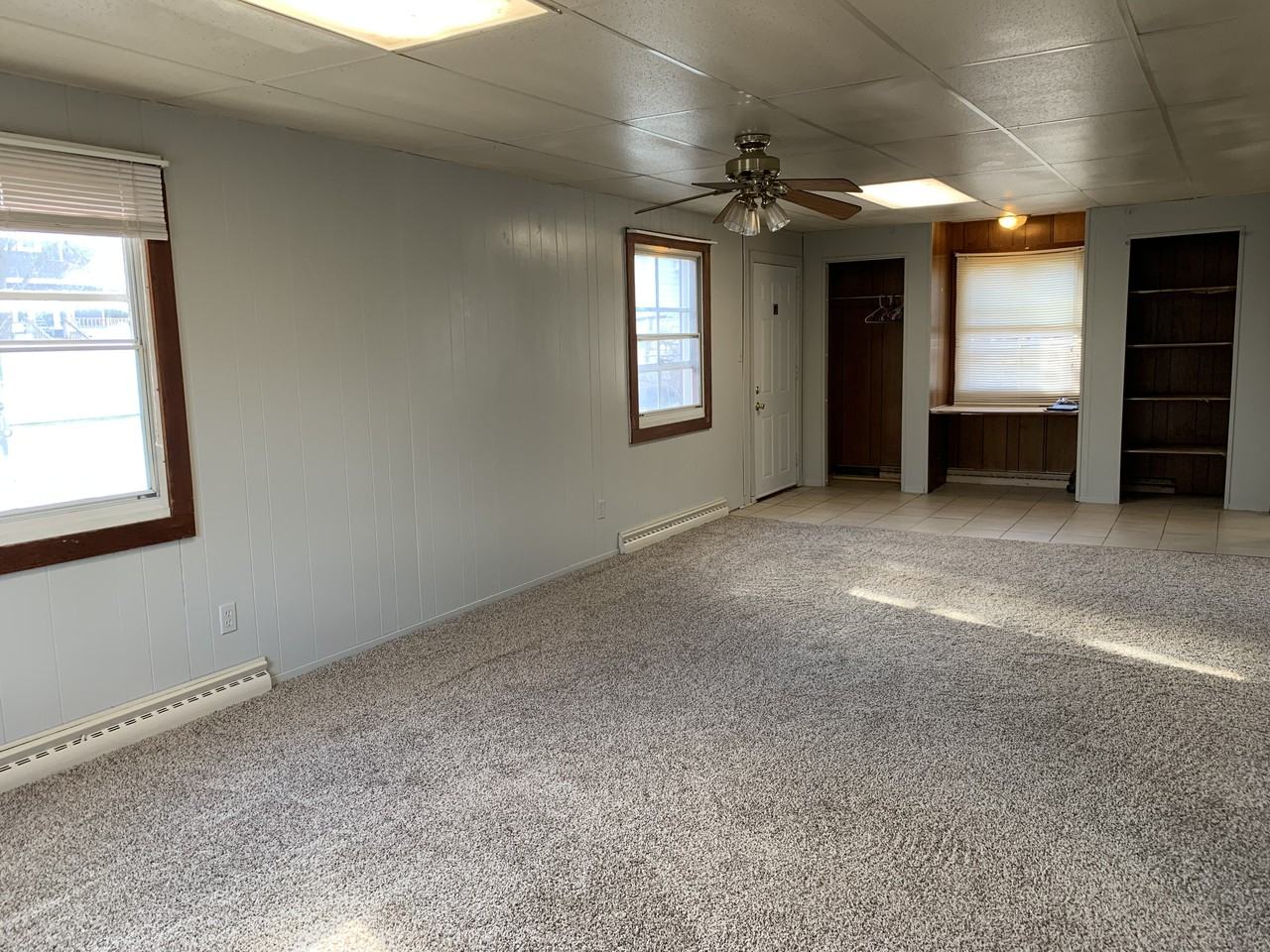 101 W 5th St - Photo 2 of 22