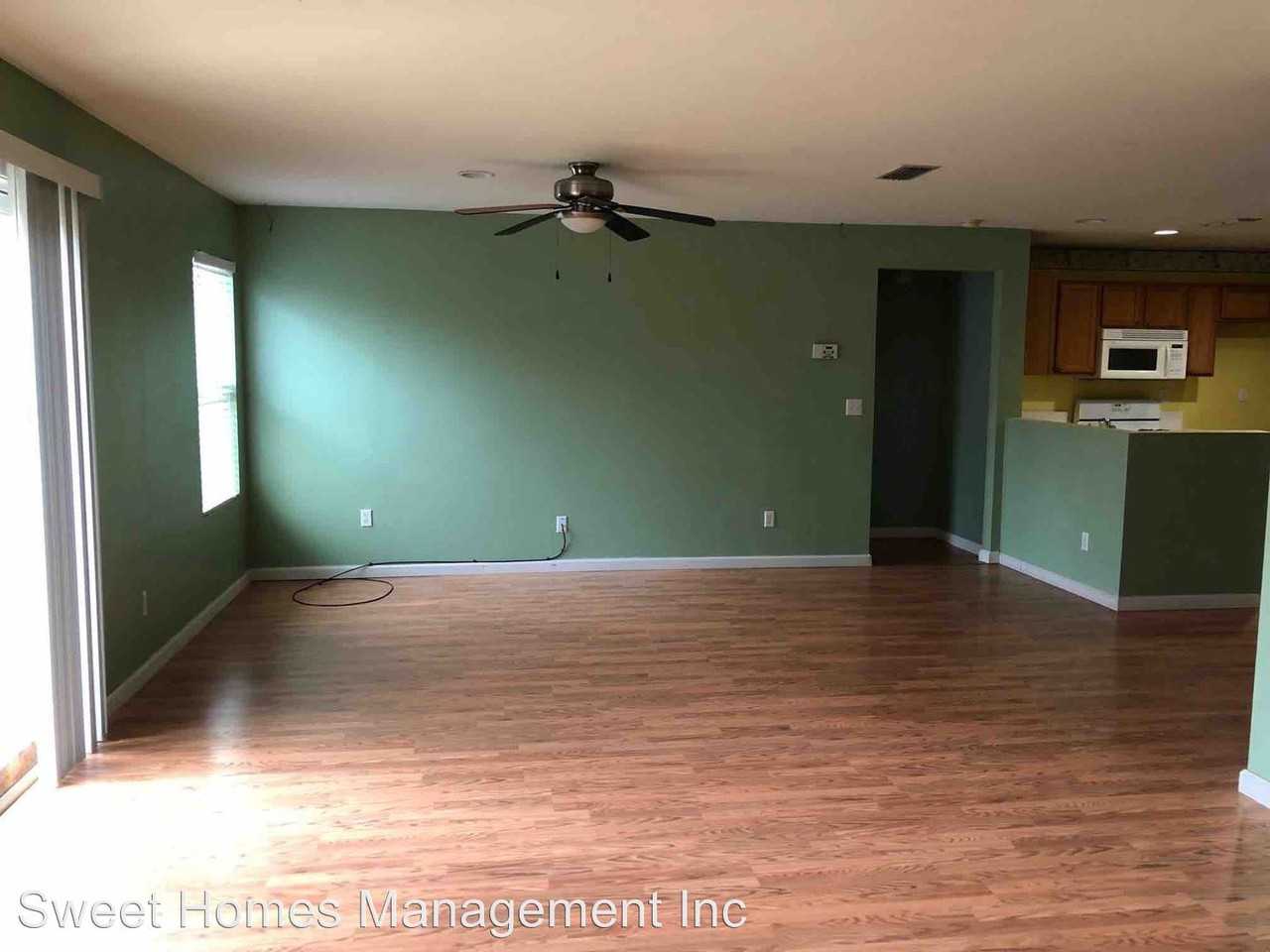 4336 Monhegan Way - Photo 3 of 8