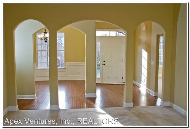 4264 October Woods Dr - Photo 3 of 20