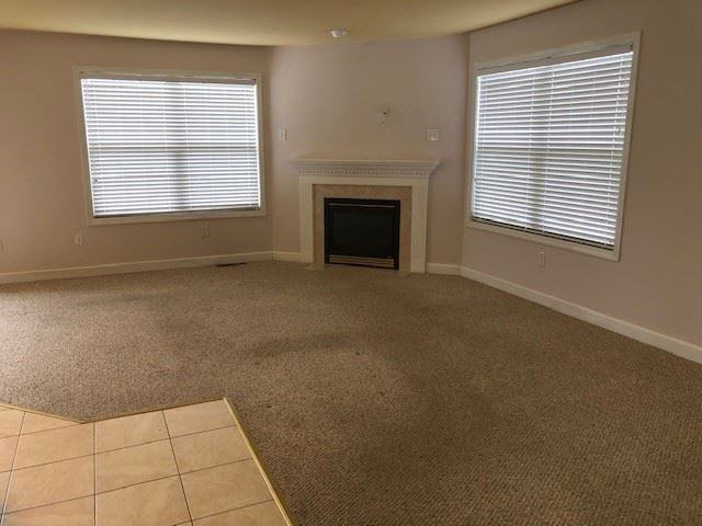 2 Michigan Dr - Photo 3 of 23