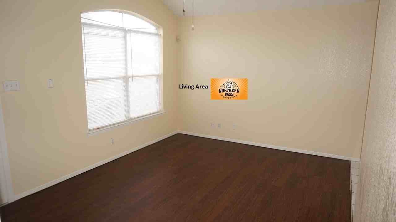 10957 Chippendale - Photo 3 of 17