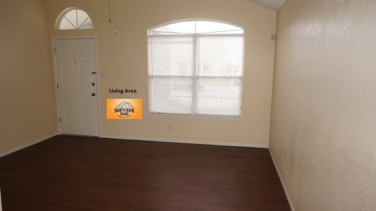 10957 Chippendale - Photo 2 of 17