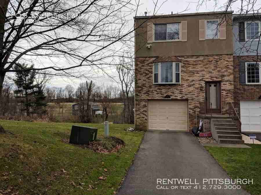 103 English Ln - Photo 2 of 12