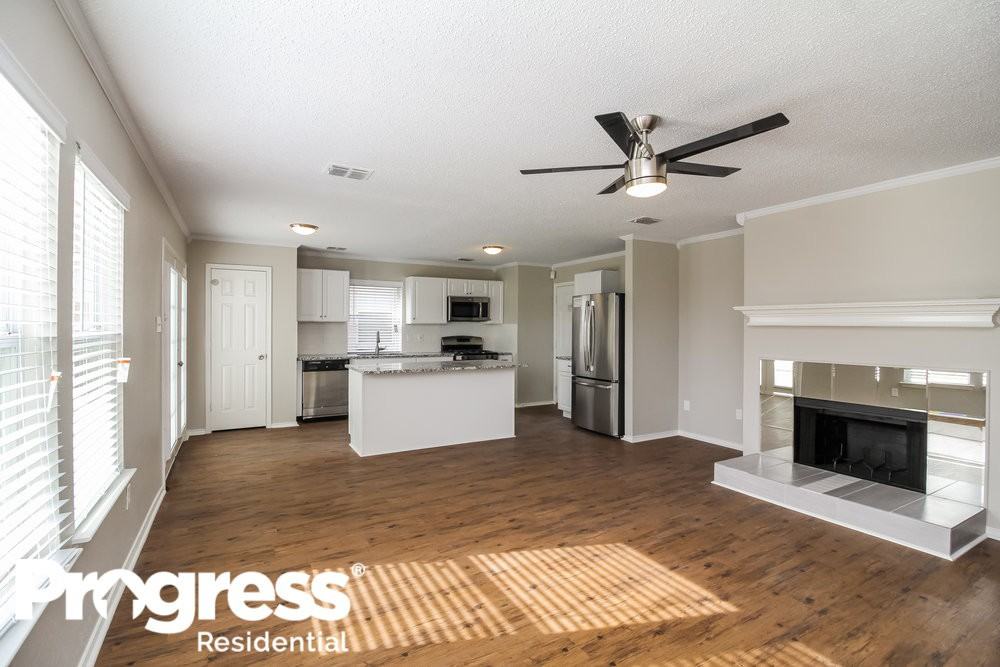 7316 Moon Ridge Ct - Photo 2 of 15