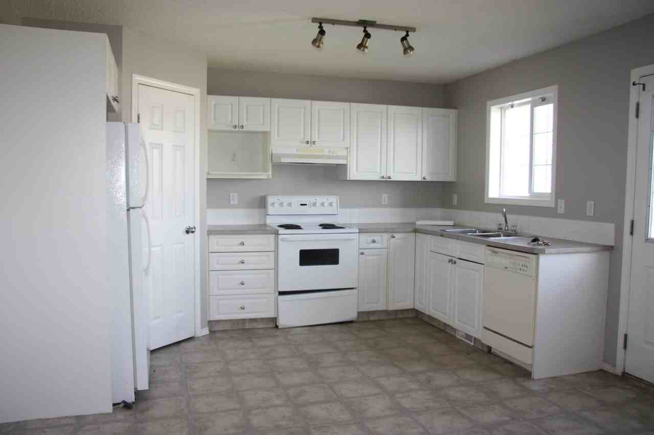 147 Tarawood Grove NE - Photo 3 of 9