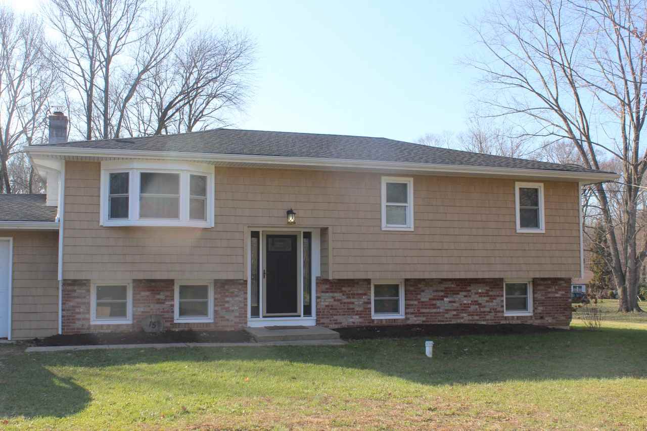 15 Sylvan View Dr - Photo 2 of 32